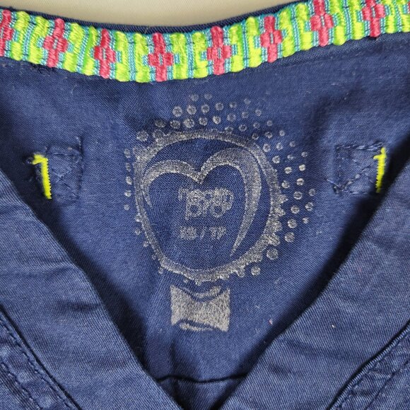 Nurse Health Pro Scrubs Top XS - 3-Pocket V-Neck Medical Wear, Blue Green - Picture 4 of 8